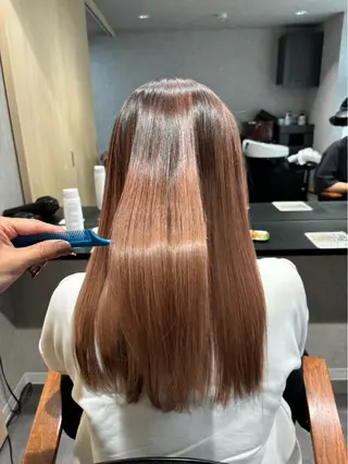 ロング かがみ/メンテナンス カット無料のヘアスタイル
