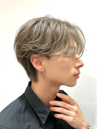 カラー メンズ 【メンズ特化⚡️】 曲がる矯正/千原涼麻のヘアスタイル