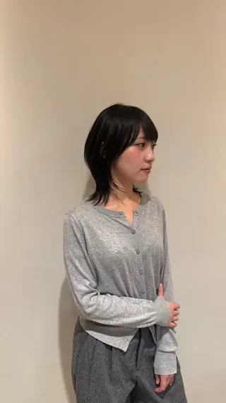 ミディアム 中野 百乃華のヘアスタイル