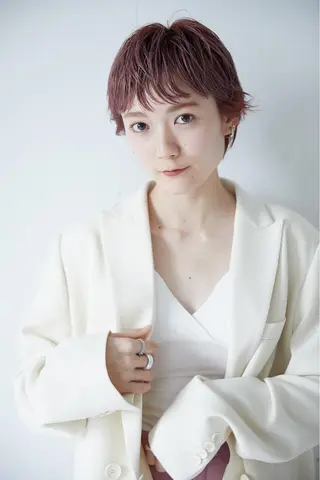 ショート カラー パーマ ヘアアレンジ マツエク・マツパ SUZUNO🤎ボブ レイヤー🫧顔周りのヘアスタイル