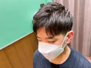 ショート ヒロ銀座 石川 昂のヘアスタイル
