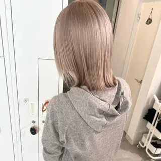 ミディアム piLLon・ keinaのヘアスタイル