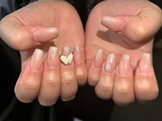 ネイル ✴︎ Delightのネイルデザイン