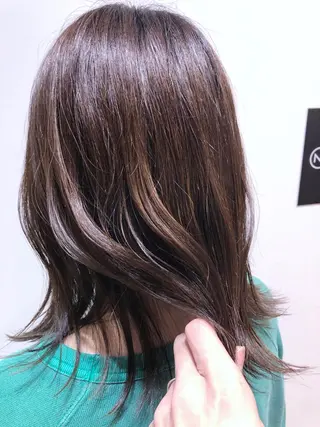 ミディアム ⭐️艶髪⭐️髪質改善 newi町田 山本のヘアスタイル