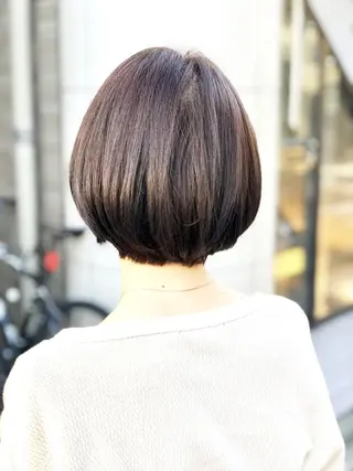 カラー ショート・ボブ 徳竹淳一のヘアスタイル