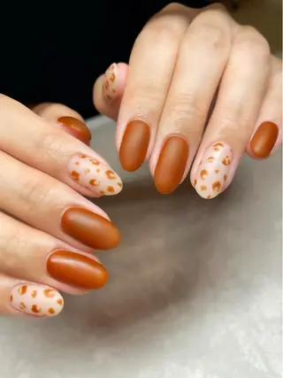 ネイル sis nail 梅田　あい子のネイルデザイン