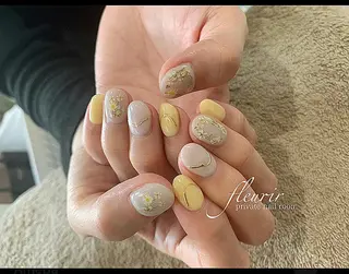ネイル フルリール 【プライベートサロンのネイルデザイン
