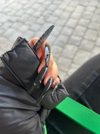 ネイル RYAURA NAILのネイルデザイン