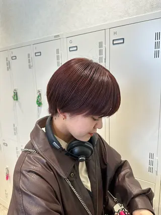ショート カラー シールエクステ/ ブリーチカラーのヘアスタイル