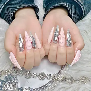 ネイル いちご ちゃんのネイルデザイン