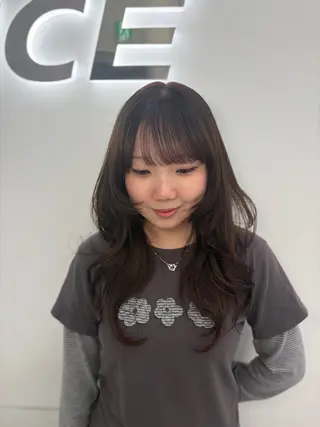 ロング 艶髪ハイトーンカラー 渋谷🎀ririkaのヘアスタイル