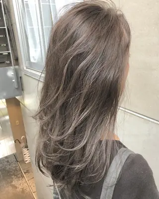 セミロング カラー 北間 寛哉のヘアスタイル