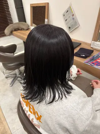 ミディアム カラー 渡邊 玲来のヘアスタイル