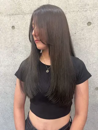 ロング 宮田 凪沙のヘアスタイル