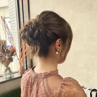 ロング ヘアアレンジ ayane ito / HAWNDのヘアスタイル