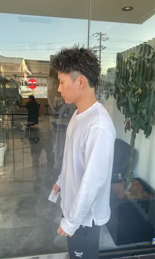 ショート カラー パーマ 山﨑 大暉【ダブルカラー】のヘアスタイル