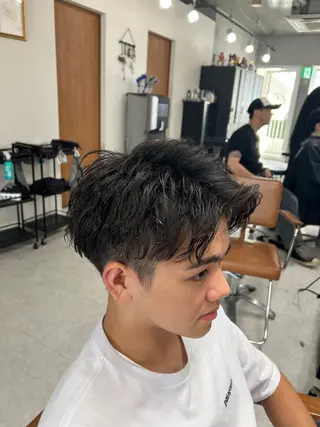 メンズ カズキ🌼曲がる 縮毛矯正のヘアスタイル