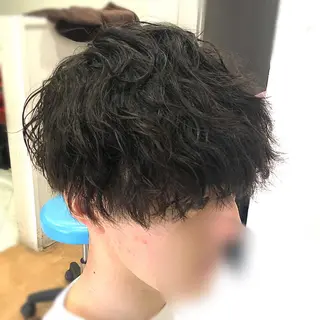ミディアム パーマ メンズ うねり・パサつき改善 山本翔大✨️のヘアスタイル
