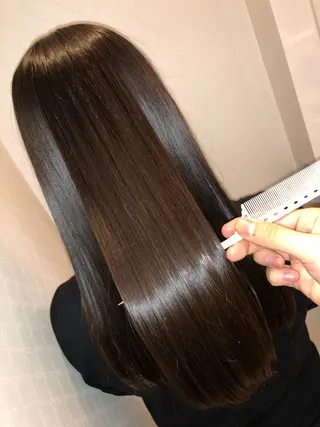 ロング ダメージレス 桧山店長のヘアスタイル