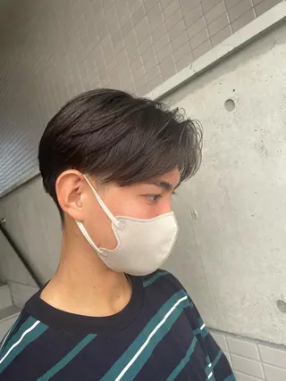メンズ 大阪美容師 井上智博のヘアスタイル