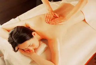 痩身 アロマ 小顔 本郷三丁目駅前店のエステ・リラクイメージ