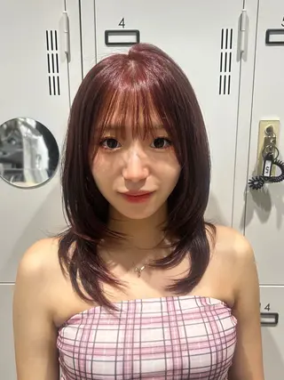 ミディアム 縮毛矯正/ブリーチ 無しWカラーのヘアスタイル