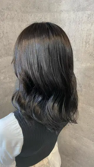ミディアム 疋田 翼のヘアスタイル
