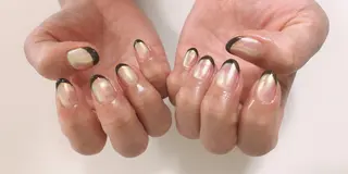 ネイル R ...Rの眉毛・アイブロウイメージ