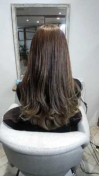 ロング カラー kijima ricoのヘアスタイル