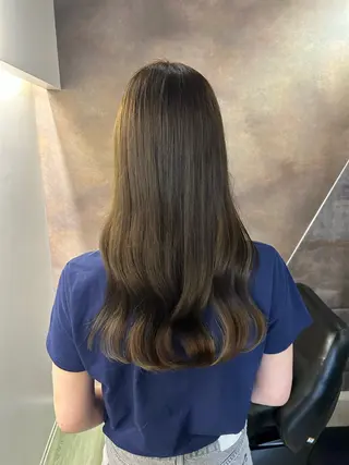ロング カラー SAKINO. ベージュカラーのヘアスタイル