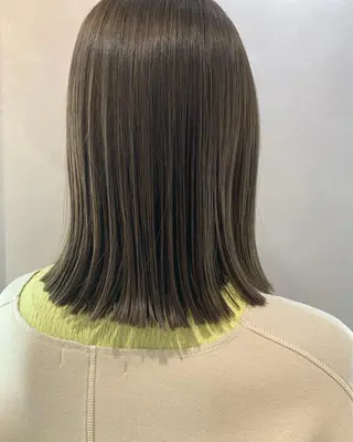 ミディアム カラー hub hair レイヤー/透明感のヘアスタイル