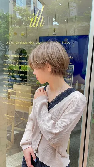 ショート 重里 瑠花のヘアスタイル