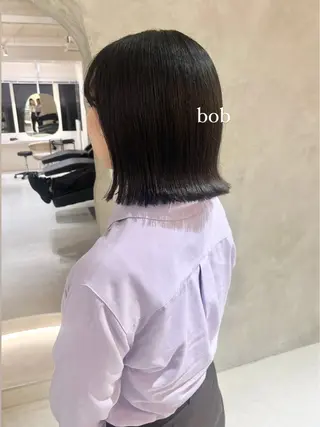 ミディアム 切りっぱなしボブ/ 艶カラー/綾莉のヘアスタイル