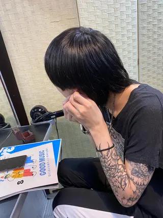 ミディアム メンズ 艶髪サラサラカラー 🌈前原健吾のヘアスタイル