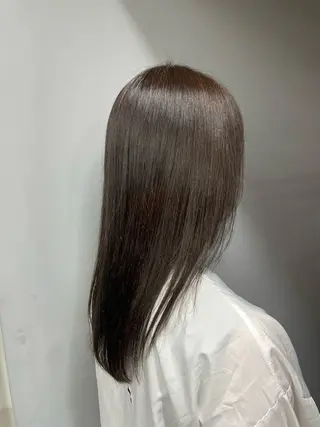 カラー ヘンリエッタ自由ヶ丘 けんとのヘアスタイル