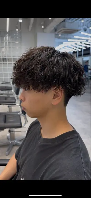 ショート パーマ ヘアアレンジ メンズ fifth park 六反穂 龍介のヘアスタイル