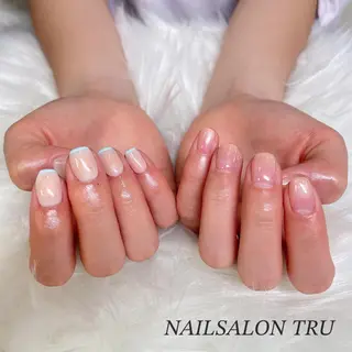 ネイル 𝐼𝑁𝑂𝑈𝐸 𝑀𝐼𝐴のネイルデザイン