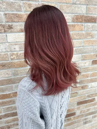 ロング カラー 齋藤 らいのヘアスタイル