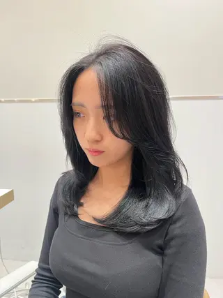 ロング 赤み消し透明感カラー 似合わせ前髪柴田礼空のヘアスタイル