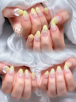 セミロング AMIA BEAUTY SALON所属・🌟AMIA BEAUTY🌟のネイルデザイン