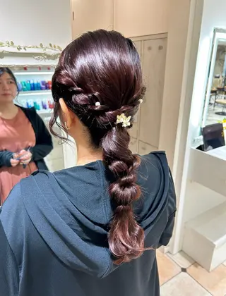 ヘアアレンジ ヘアアレンジ /カラー和田茉日琉のヘアスタイル