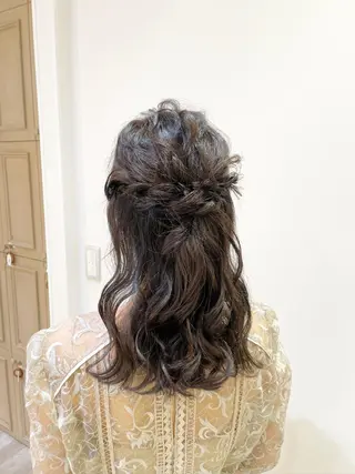 セミロング ヘアアレンジ シールエクステ横浜 🐏☁️miminaのヘアスタイル