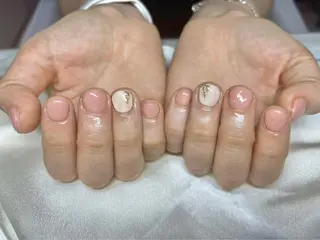 ネイル マツエク・マツパ アイブロウ Nail&eye Belire 新宿のネイルデザイン