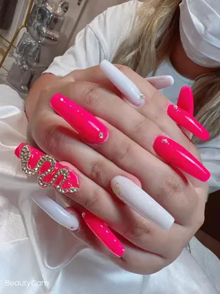 ネイル bijou nails 蓮のネイルデザイン