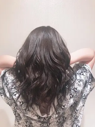 セミロング カラー トレンド眉🌈✨ megumiのマツエク・マツパデザイン