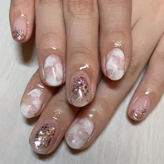 ショート .. momoko🕊のネイルデザイン