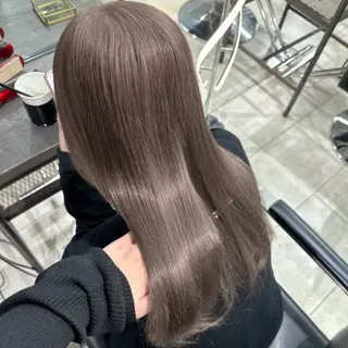 ロング カラー ミルクティー・ピンク 甘モテカラー/emaのヘアスタイル