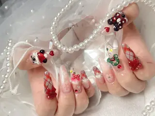bijou nails 蓮のネイルデザイン