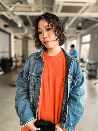 ミディアム カラー パーマ KOOKI スティードトーキョーのヘアスタイル