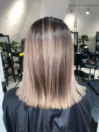 ミディアム カラー 髪質改善専門店 エイジングケアのヘアスタイル